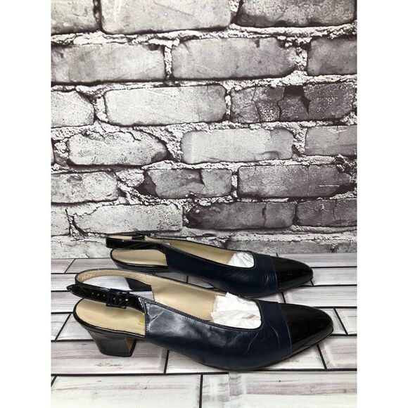 Salvatore Ferragamo Blue Leather Cap Toe Slingback Pumps Heels Women Sz 8AAAA US - Picture 5 of 16